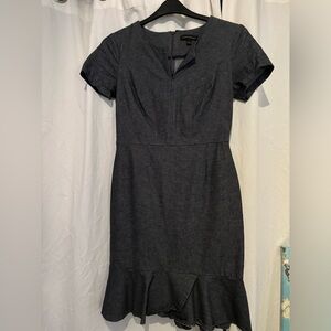 Banana Republic Stretch Tulip skirt Dress Size 8